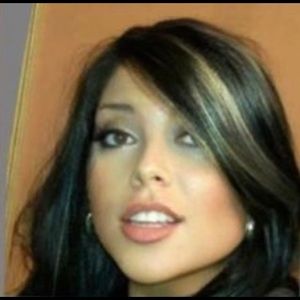 Meet your Posher, Leanna